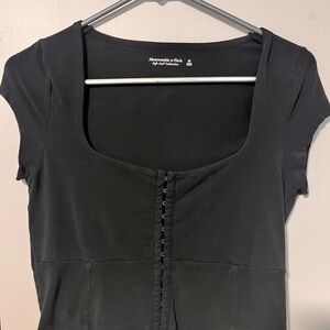 Abercrombie & Fitch Black Fitted Cap Sleeve Blouse